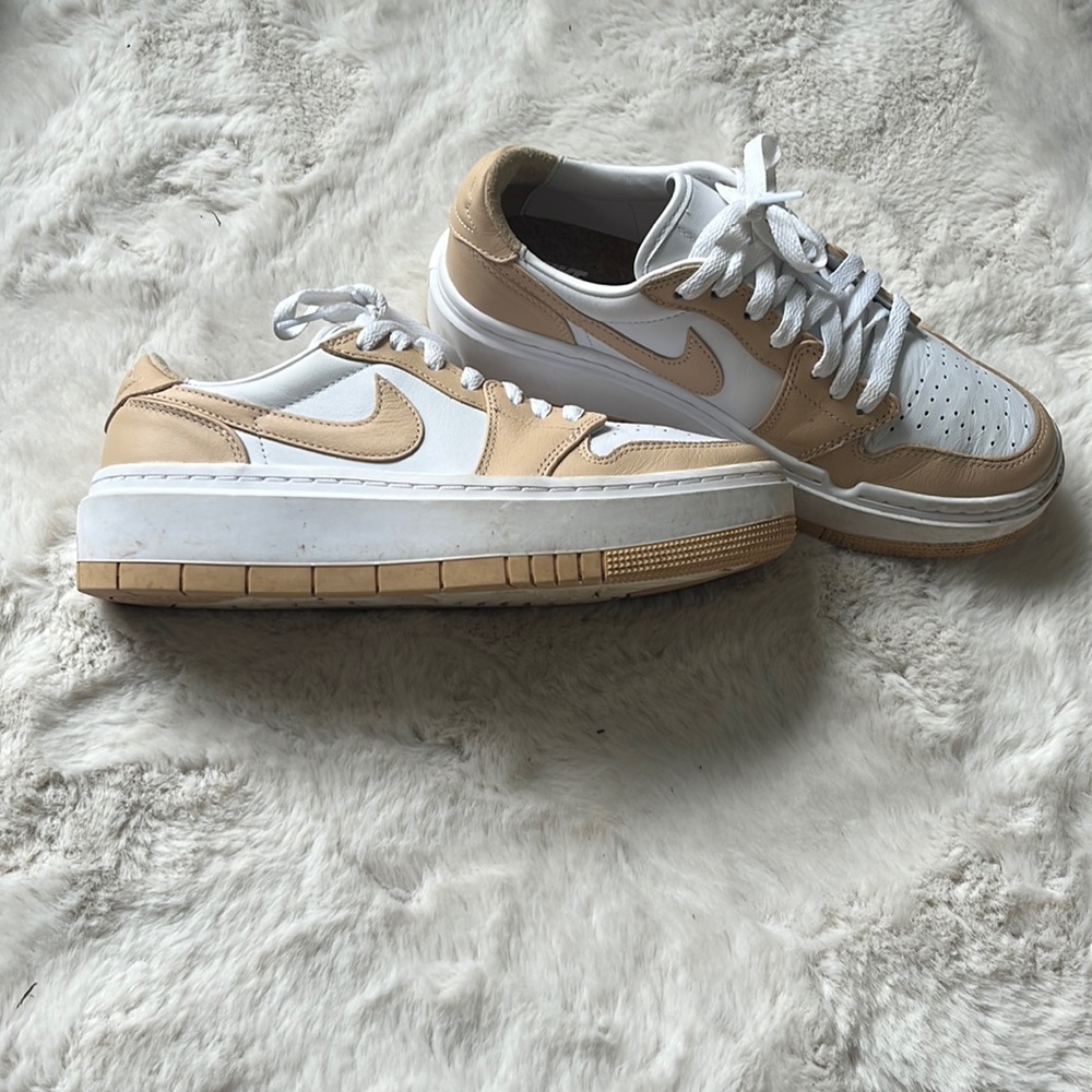 Nike Air Jordan 1 Elevate